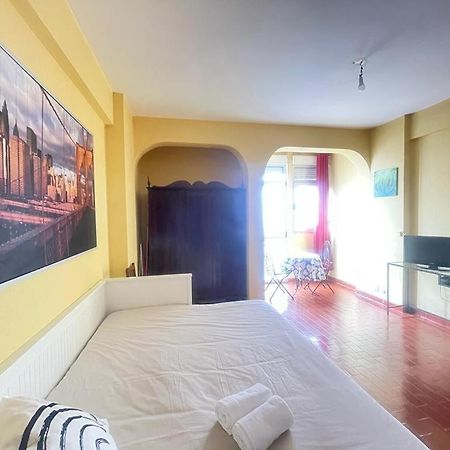 Estudio A 3 Min A Pe Da Praia De Oeiras Paço de Arcos Exteriör bild